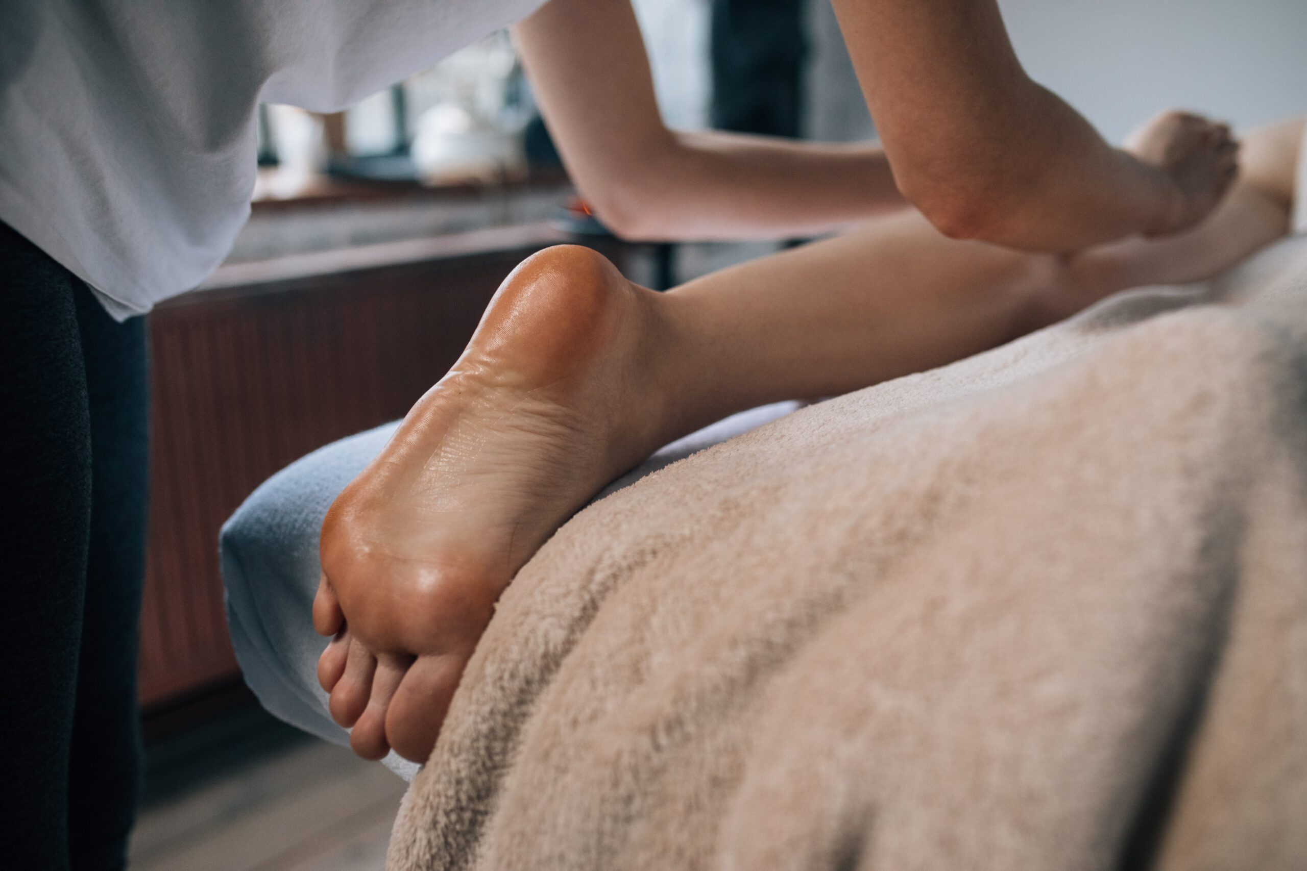 what can a massage therapist tell about you?
