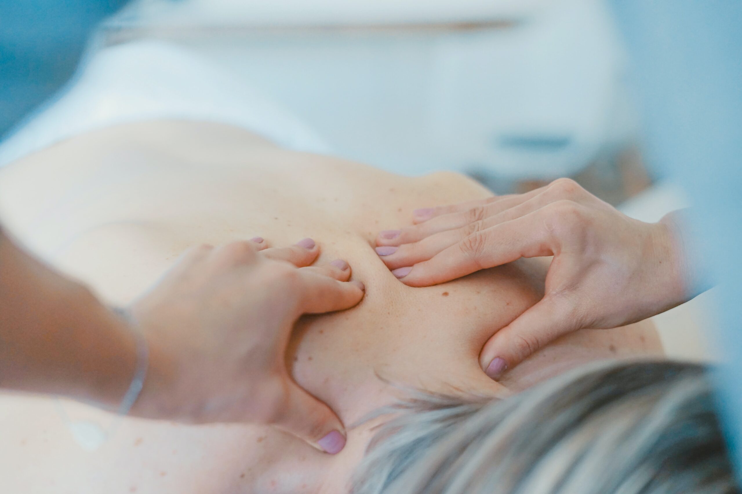 the difference between therapeutic and relaxation massage